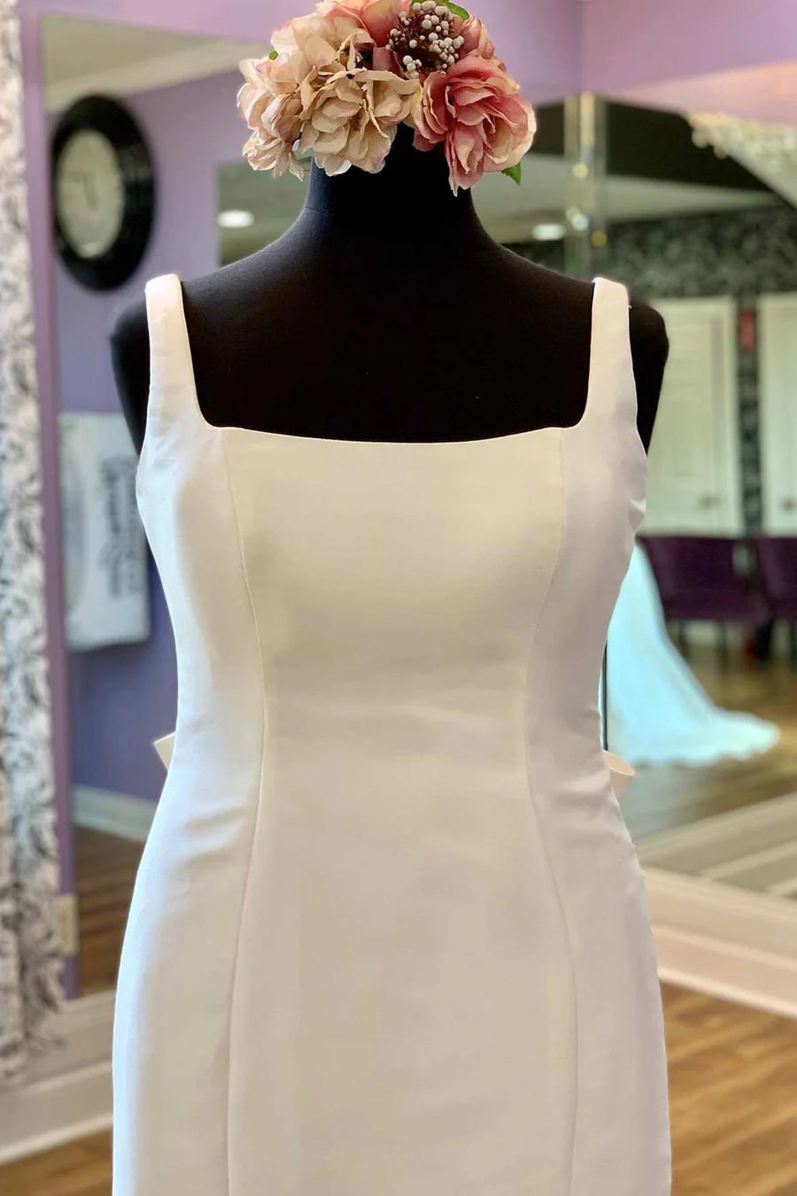 Square Neck Bow Back Trumpet Long Wedding Gown