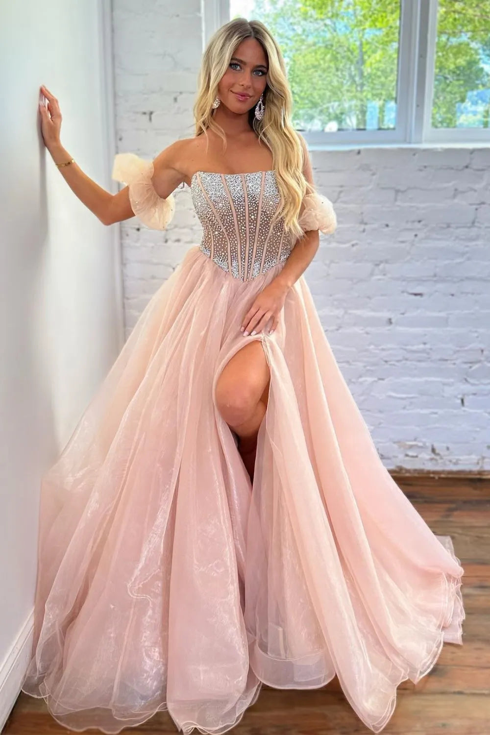 A-Line Strapless Long Tulle Prom Dress With Split And Beading