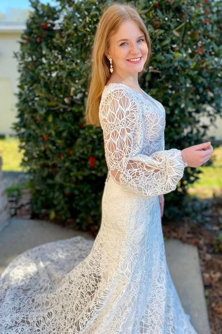 Lace Long Sleeve Backless Mermaid Wedding Dress