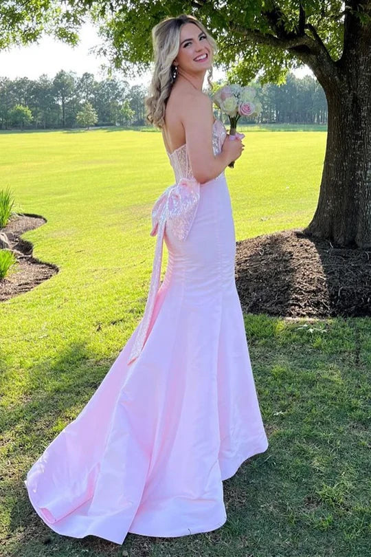 Sequin-Embroidery Sweetheart Bow-Back Trumpet Prom Gown