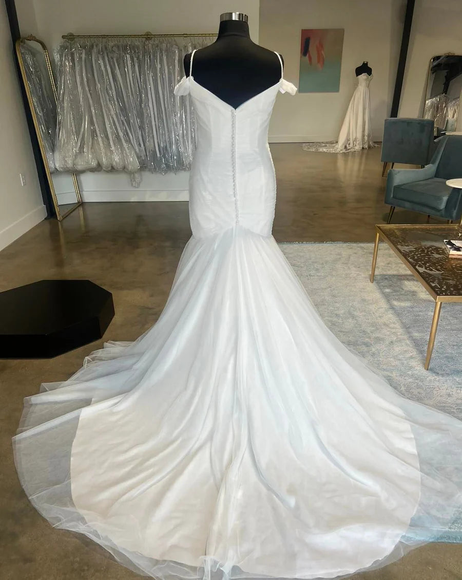 Cold-Shoulder Trumpet Long Bridal Gown