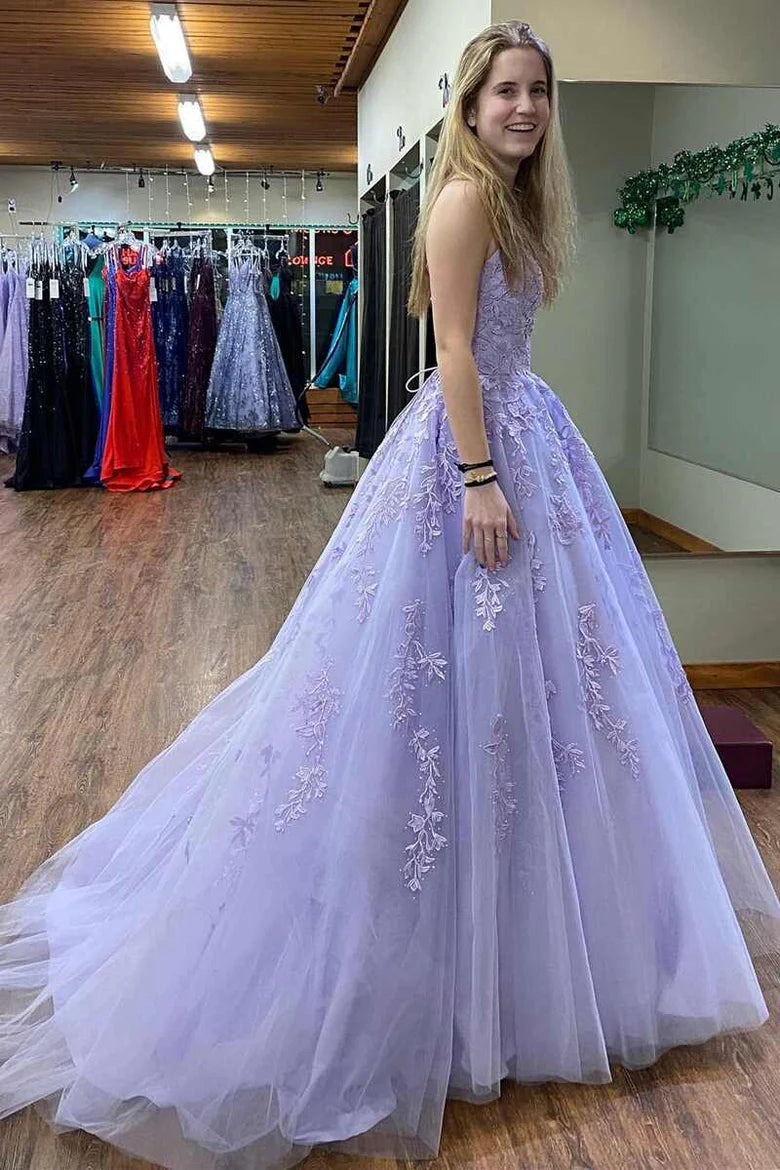 Princess Appliqués Backless Long Prom Gown
