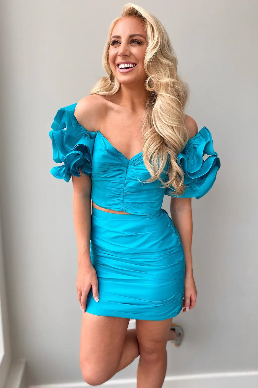 Two-Piece Ruffled Sleeve Tight Mini Homecoming Dress