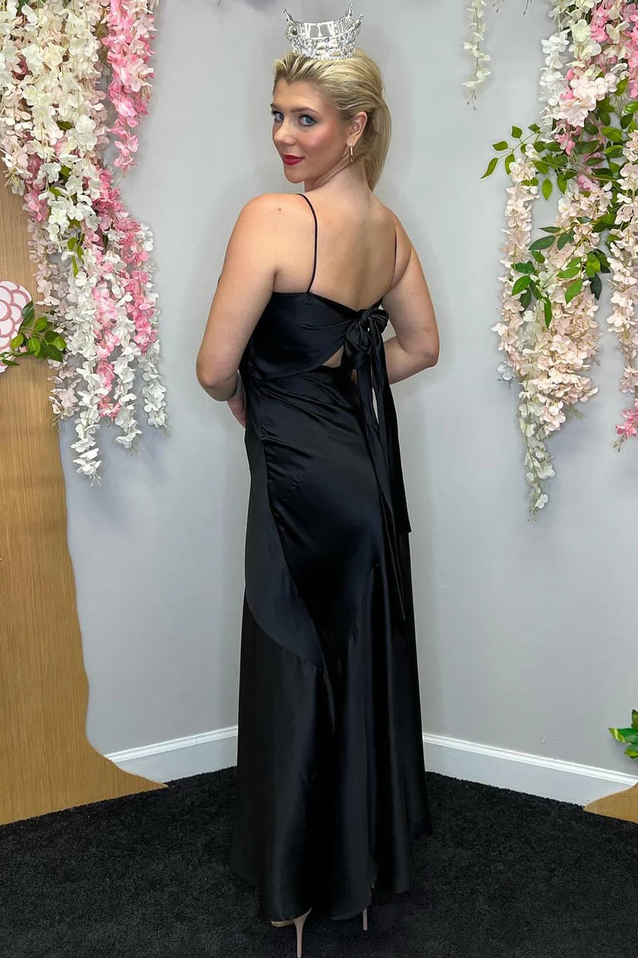 Scoop Neck Tie-Back A-Line Long Formal Dress