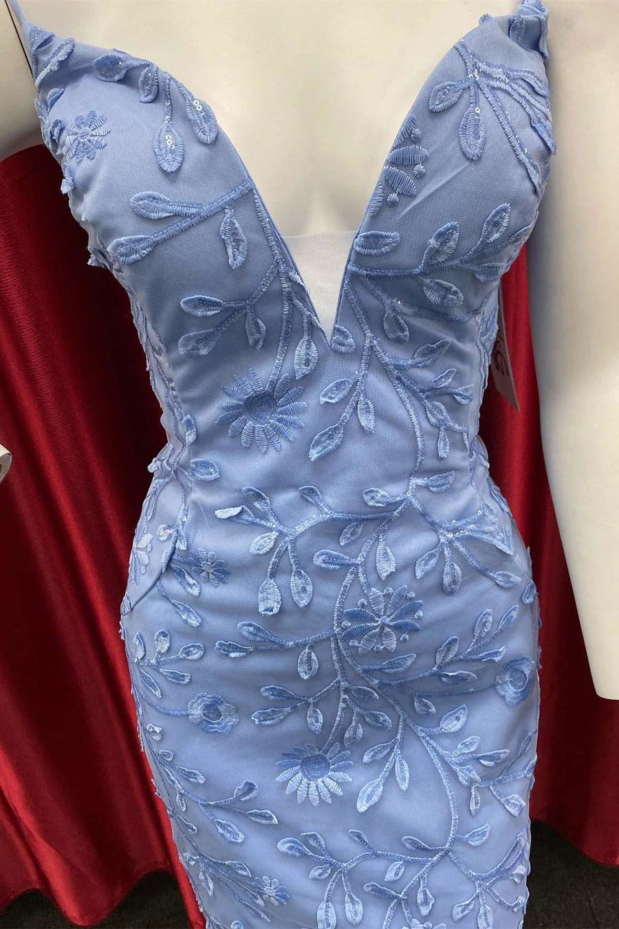 Appliques Plunge V Straps Tight Party Dress