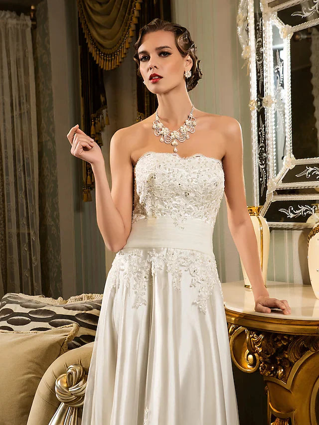 DingjiA-Line Wedding Dresses Strapless Asymmetrical Beaded Lace Strapless Vintage Illusion Detail with Appliques Button