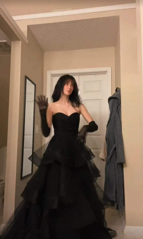 A Line Sweetheart Neck Black Tiered Tulle Long Prom Dress Evening Dress