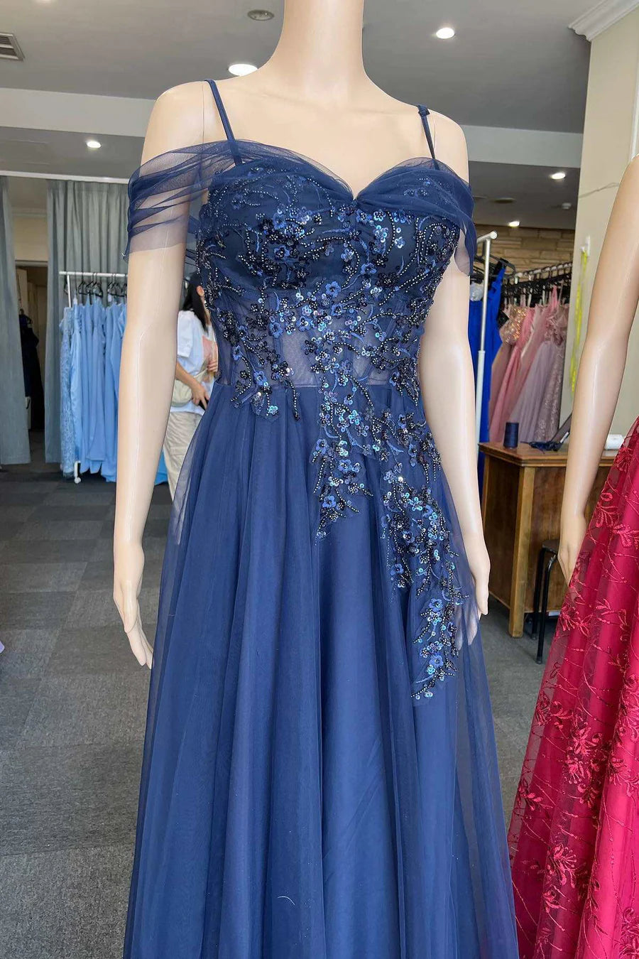 Tulle Appliques Cold-Shoulder A-Line Long Prom Dress