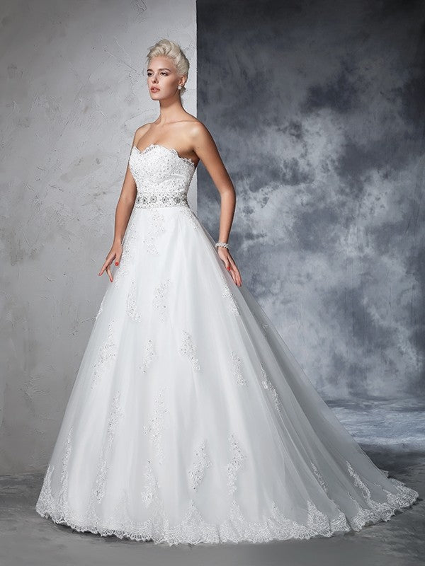 Ball Gown Sweetheart Applique Sleeveless Long Net Wedding Dresses