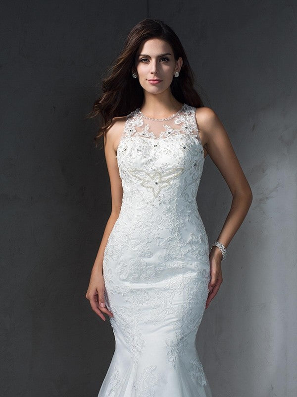 Trumpet/Mermaid Scoop Applique Sleeveless Long Lace Wedding Dresses
