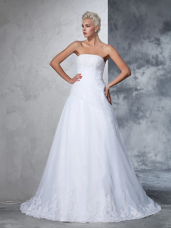 Ball Gown Strapless Applique Sleeveless Long Net Wedding Dresses