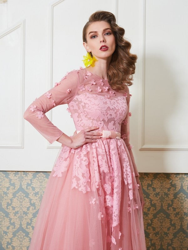 A-Line/Princess Scoop 3/4 Sleeves Floor-Length Applique Tulle Dresses