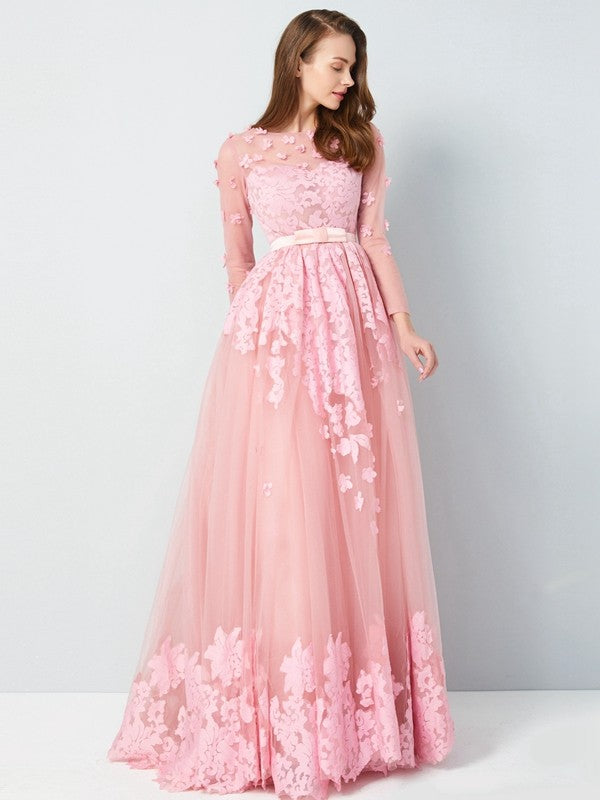 A-Line/Princess Scoop 3/4 Sleeves Floor-Length Applique Tulle Dresses