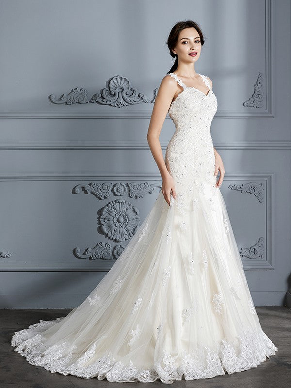 Trumpet/Mermaid Sweetheart Sleeveless Lace Court Train Wedding Dresses