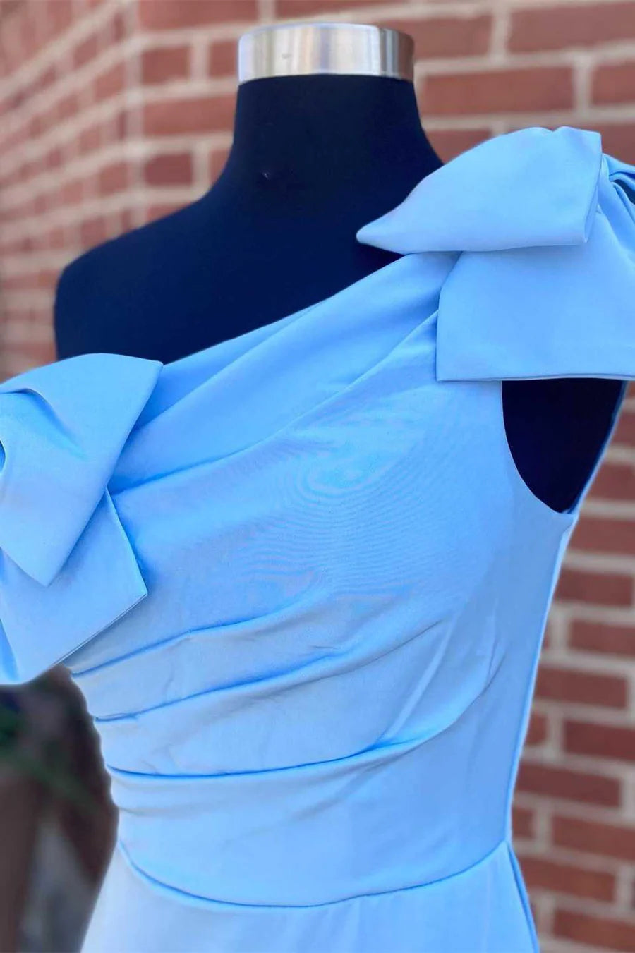 One-Shoulder Bodycon Short Party Dress with Bows