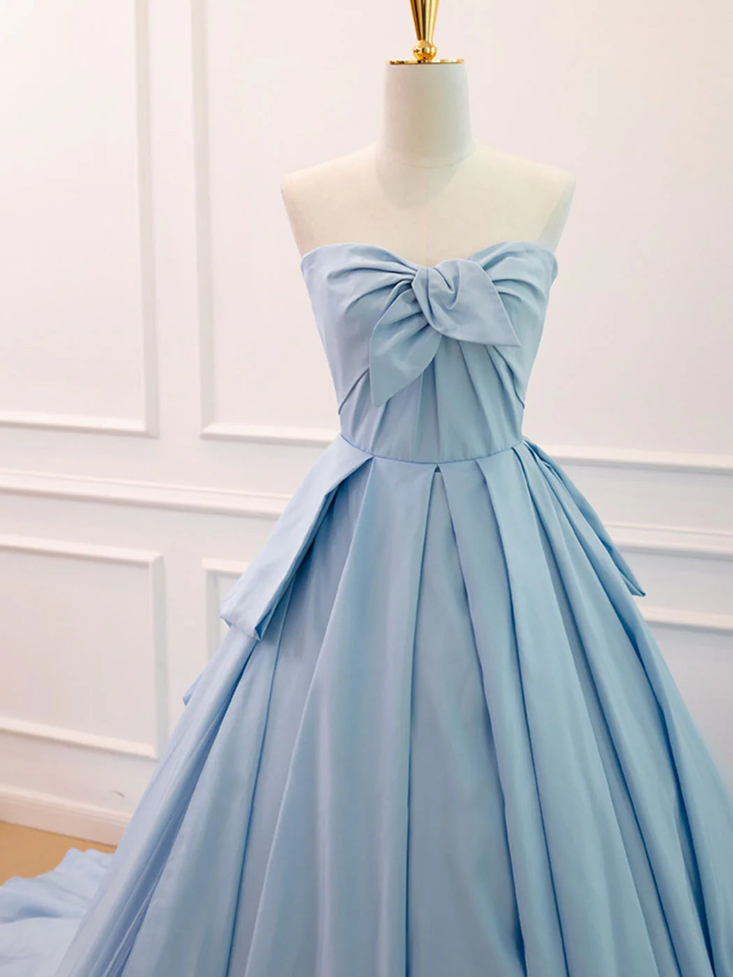 A-Line Sweetheart Neck Satin Tulle Blue Long Prom Dress