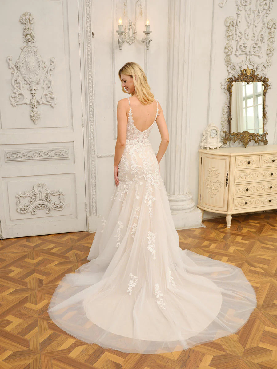 Trumpet/Mermaid Spaghetti Straps Sleeveless Long Wedding Dresses With Appliques