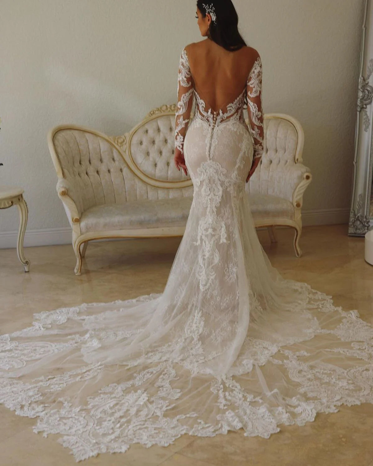 New Arrival Mermaid V-Neck Lace Wedding Dresses With Applique Long Sleeves