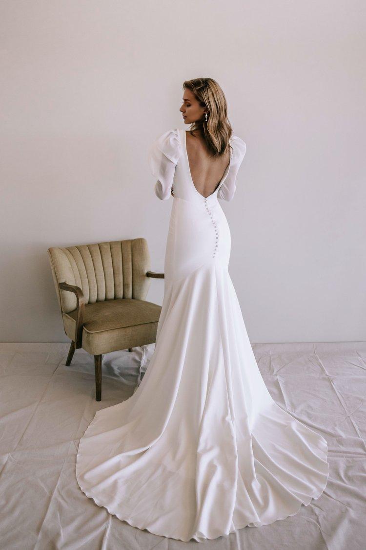 Sultry Mermaid Wedding Dress with Plunge V Neckline