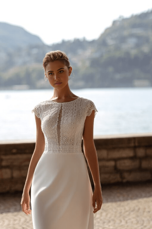 Floral Lace Wedding Dress Fitted Lace Wedding Dress with Sleeve Elegant Bridal Gown