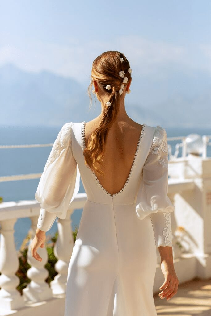 Long Sleeve Wedding Dress Fitted Wedding Dress Sweetheart Neckline Wedding Dress