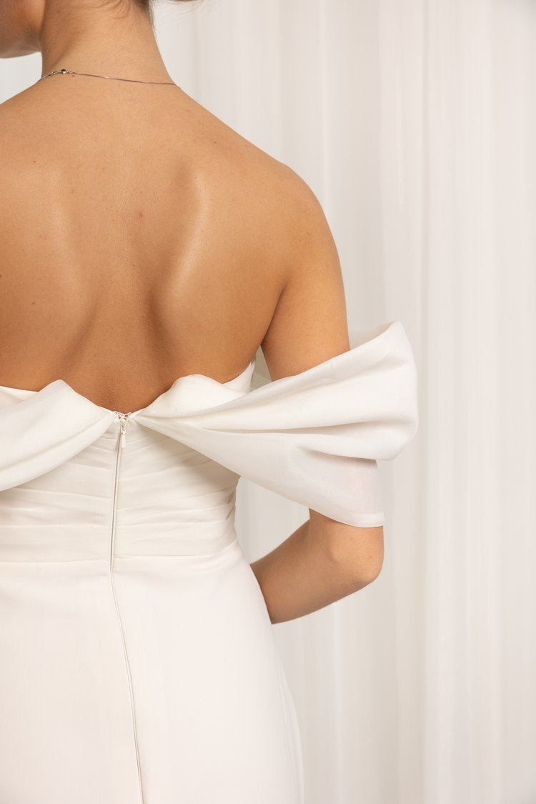 Ethereal Beauty Mermaid Bridal Gown with Organza Draping and Beaded Details