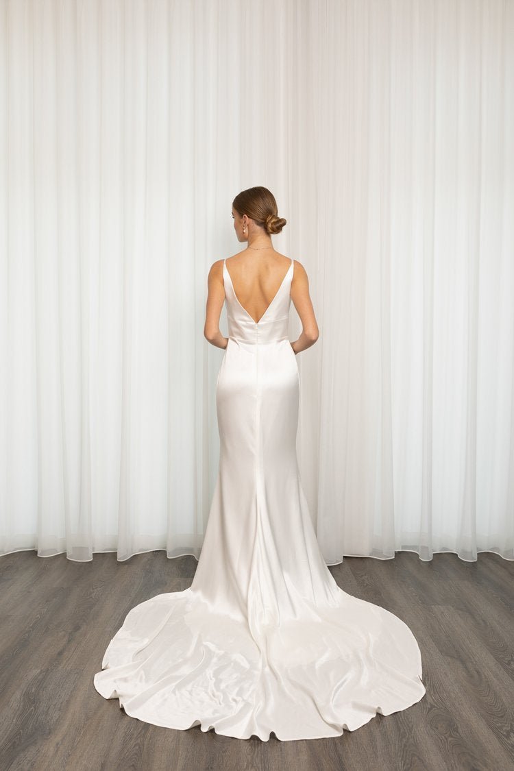 Minimalist Simple Silky Satin Bridal Gown with V-Neckline