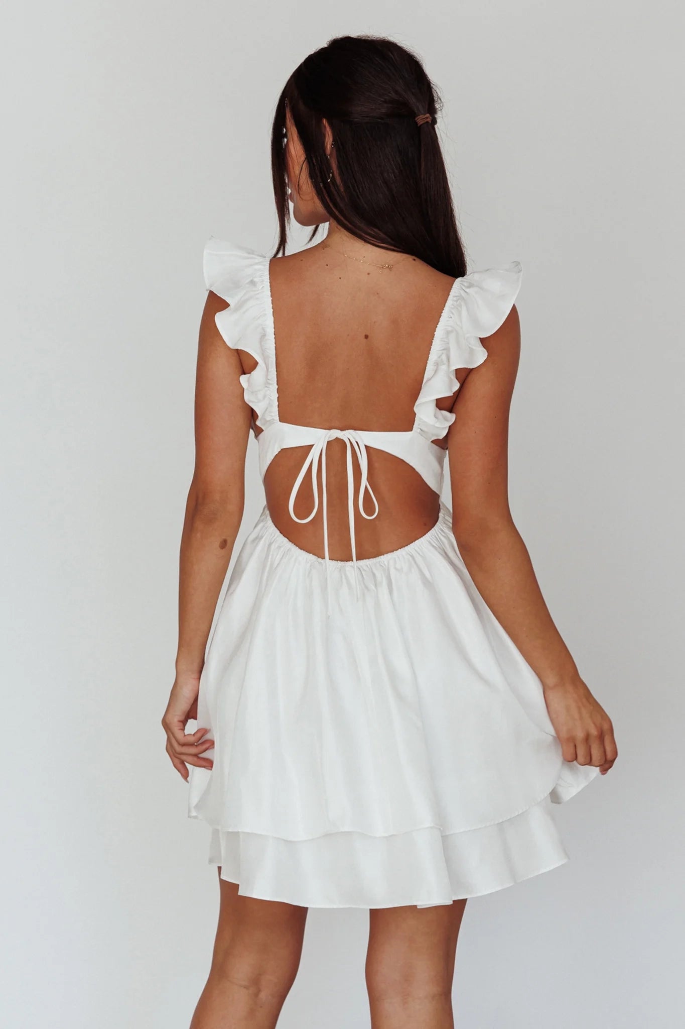 Beautiful mini ruffled shoulder straps with back straps for a more fashionable look Homecoming Dresses