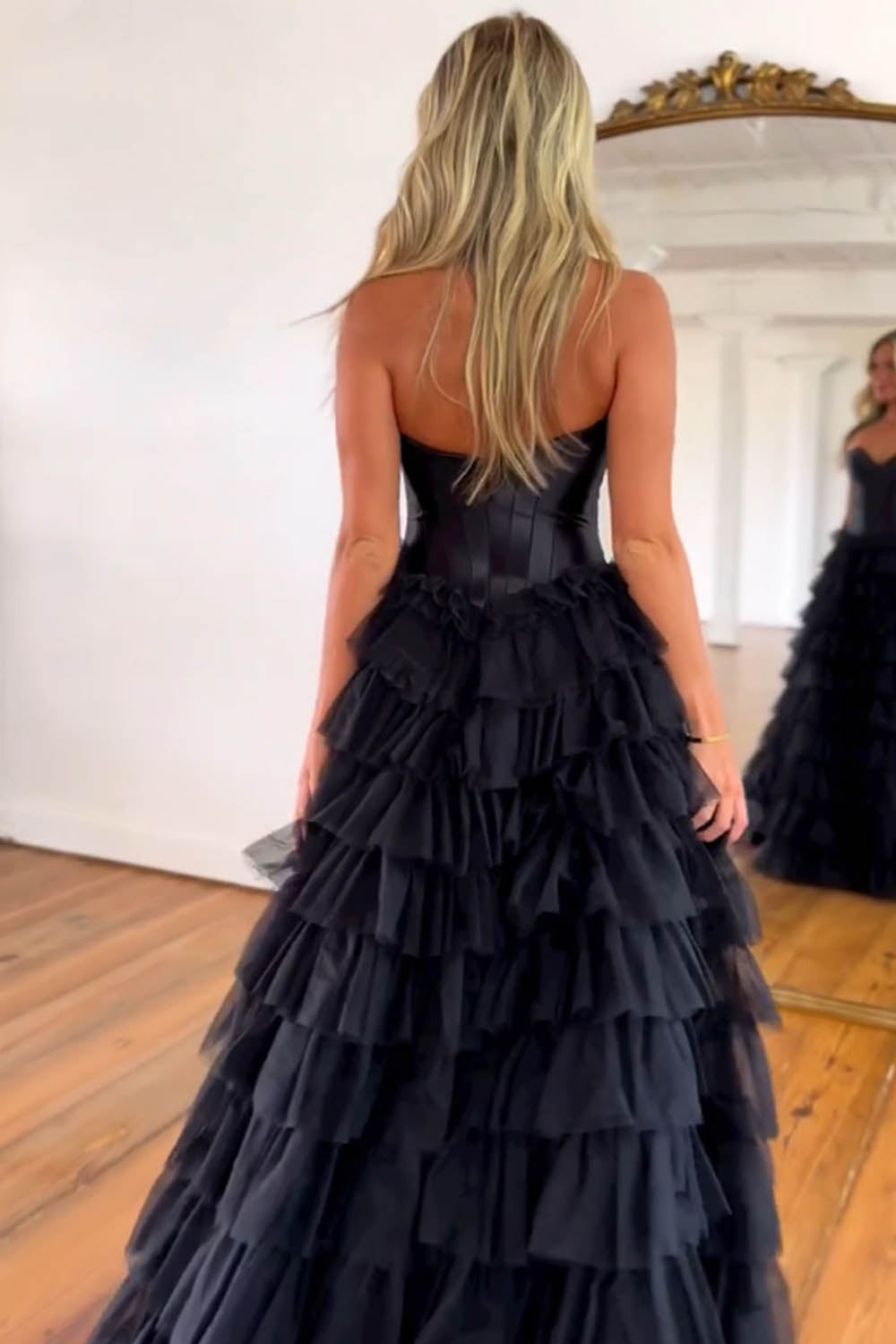 A-Line Sweetheart Black Long Ruffle Tulle Prom Dress