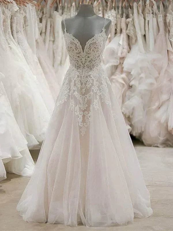 Boat Neck Bohemian Lace Tulle A-Line Luxurious lace and crepe construction Wedding Dress with Deep V-Neck