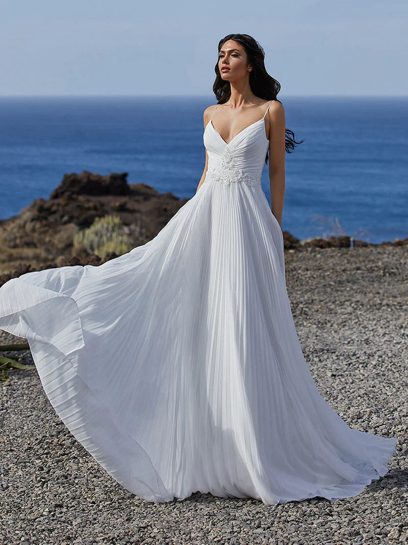 Boho Spaghetti Straps V Neck Beach Wedding Dresses with Beading