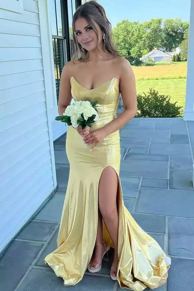Bold and elegant mermaid long tail V-neck sleeveless slit lace up back Prom Dresses