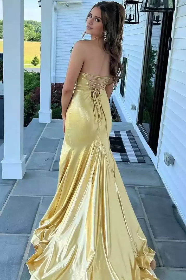Bold and elegant mermaid long tail V-neck sleeveless slit lace up back Prom Dresses