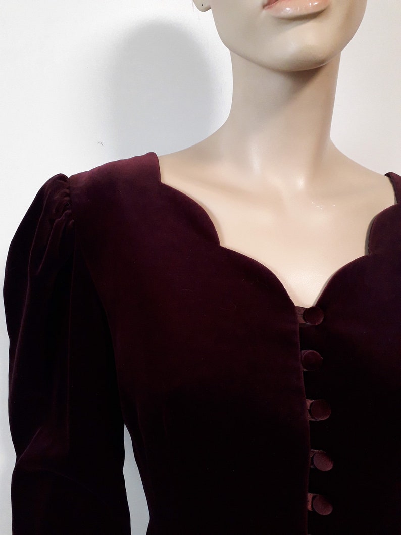 Beautiful Vintage Maxi Velour Velvet Cotton Wine Burgundy Romantic Tea Princess Evening Puffy Long Sleeves Full Skirt