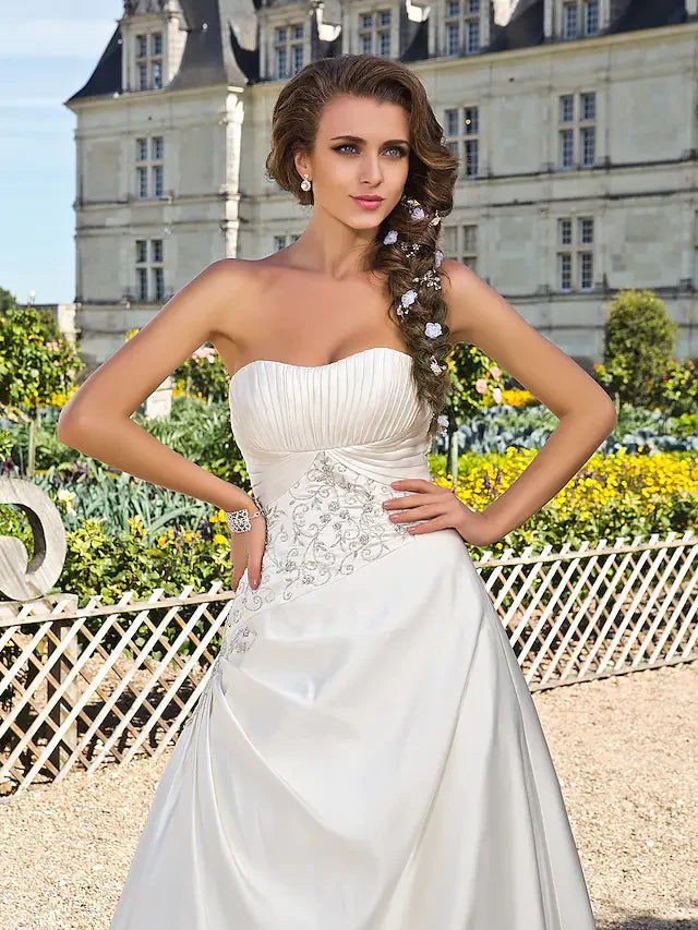 DingjiPrincess A-Line Wedding Dresses Strapless Chapel Train Satin Sleeveless