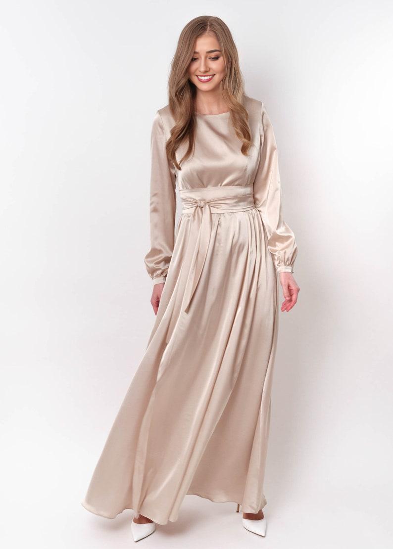 Champagne Long Sleeved Formal Bridesmaid Dress With Decoration On The Front
