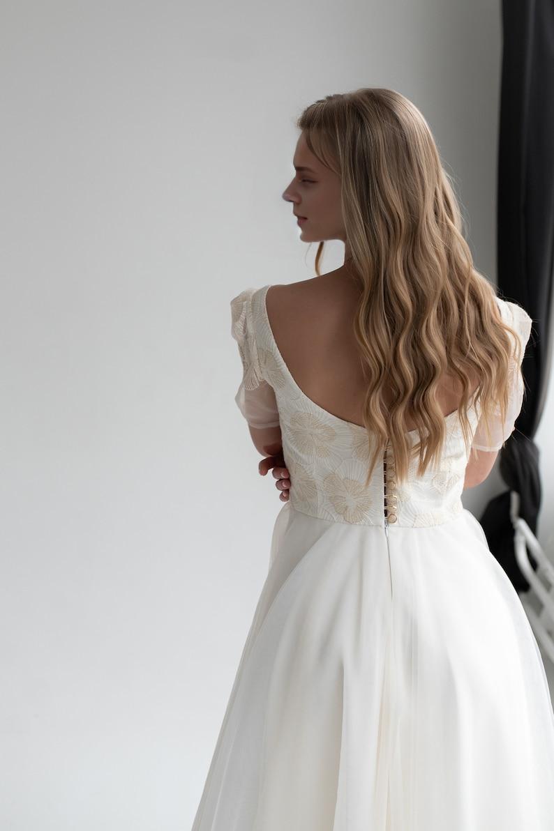 Original Romantic Lace Wedding Dress Deep Round Neckline Bottoned Open Back Airy Half Sleeve Color Fairy Bridal Gown Simple Dress