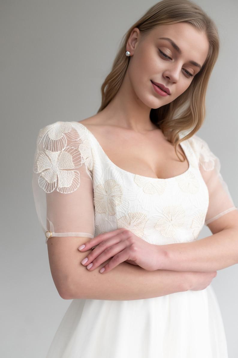 Original Romantic Lace Wedding Dress Deep Round Neckline Bottoned Open Back Airy Half Sleeve Color Fairy Bridal Gown Simple Dress