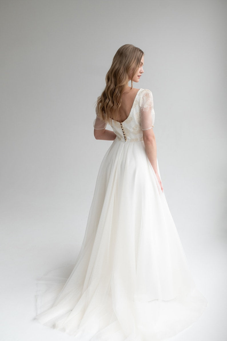 Original Romantic Lace Wedding Dress Deep Round Neckline Bottoned Open Back Airy Half Sleeve Color Fairy Bridal Gown Simple Dress