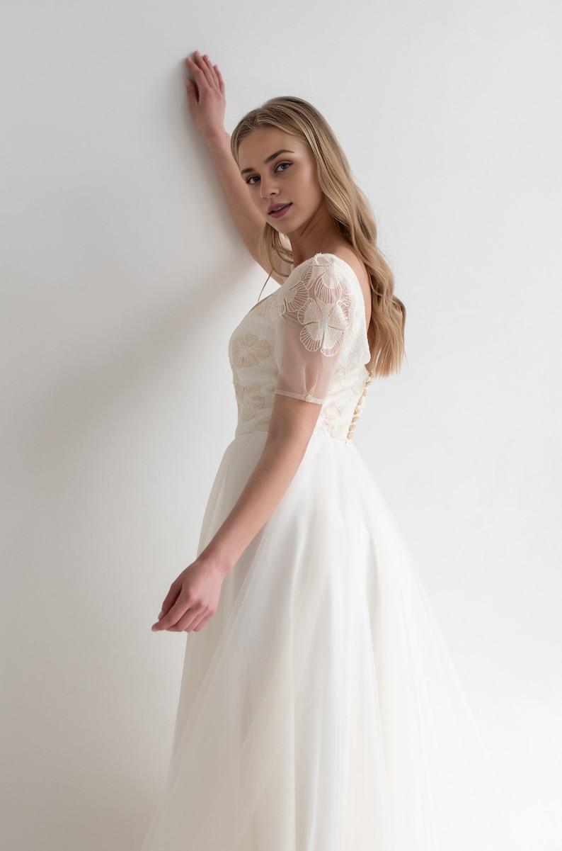 Original Romantic Lace Wedding Dress Deep Round Neckline Bottoned Open Back Airy Half Sleeve Color Fairy Bridal Gown Simple Dress