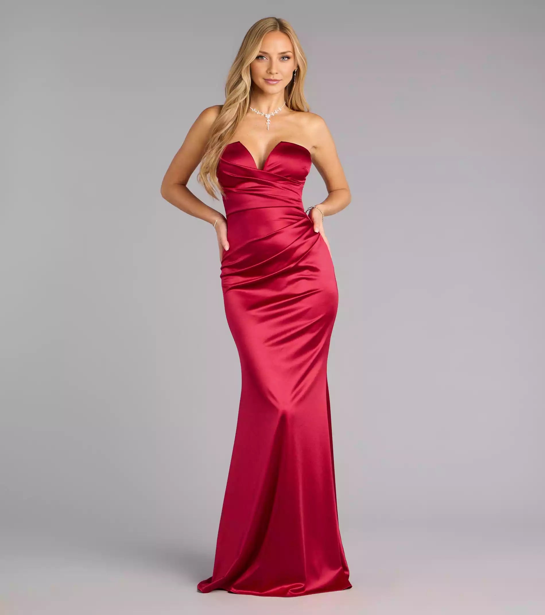 Charming elastic satin strapless neckline with V-shaped decoration featuring mermaid and floor Prom Dresses