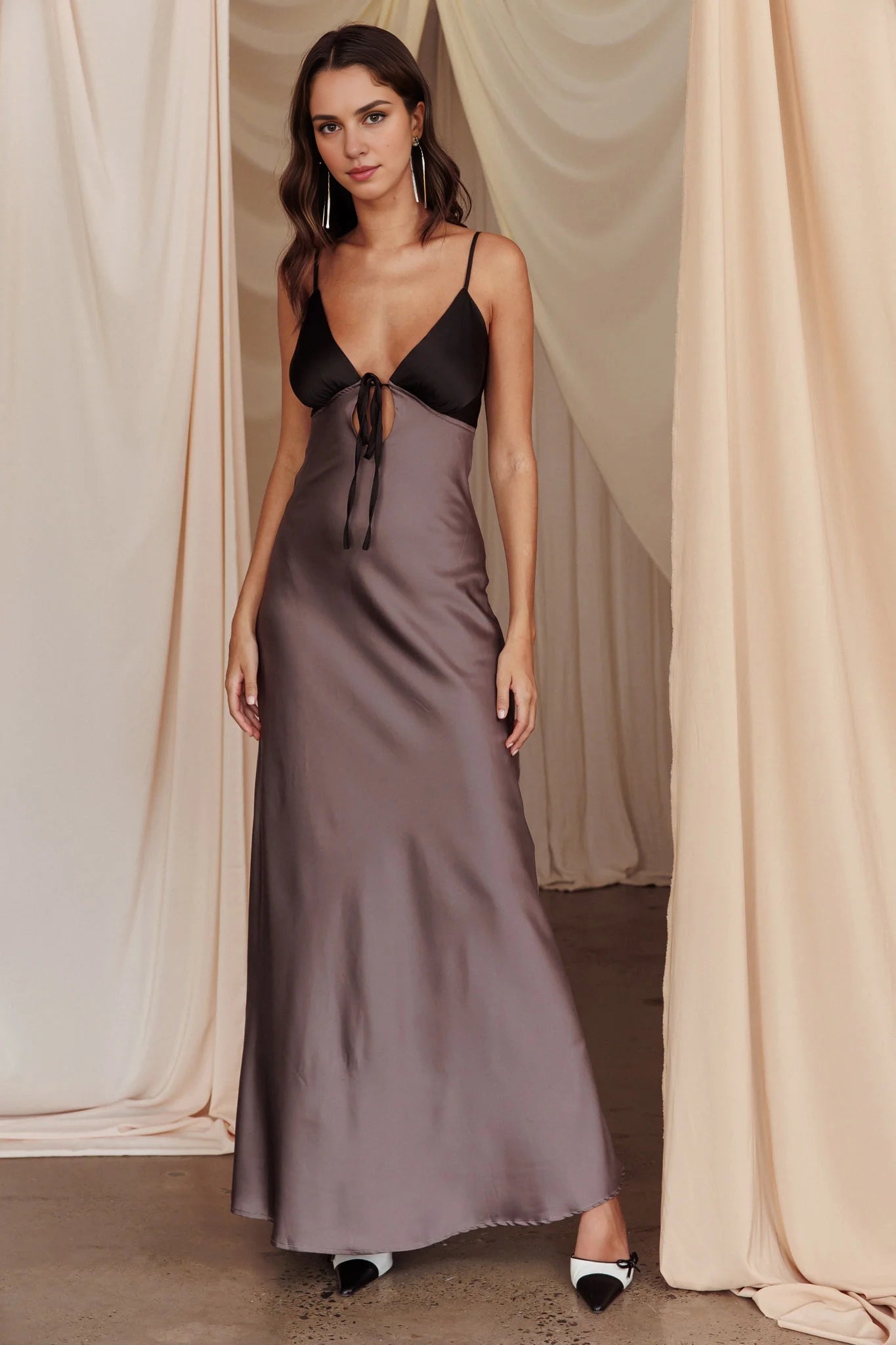 Charming low V-neck hollow satin long low bow tie back Homecoming Dresses