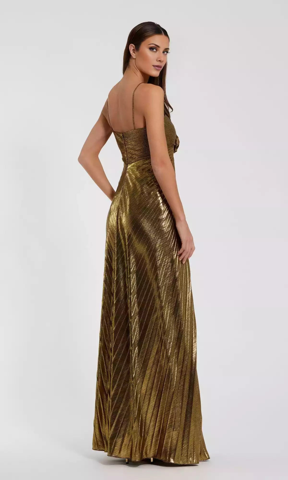 Charming pleated long heart-shaped neckline, high waist, slender figure, smooth and elegant folds, showcasing an elegant temperament Prom Dresses