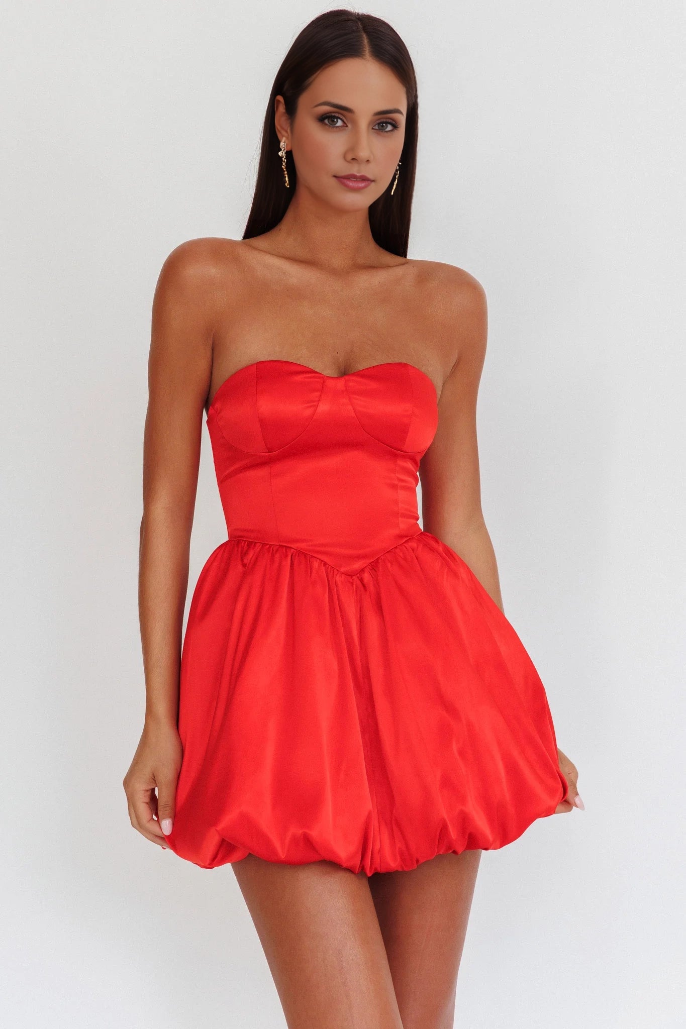 Charming strapless off shoulder lantern skirt with mini mesh design for added fluffiness Homecoming Dresses