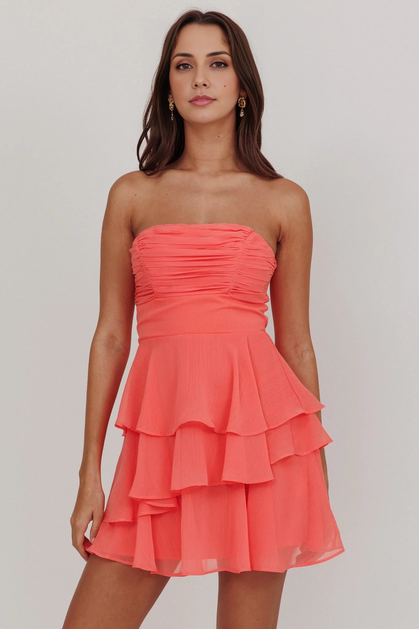 Charming strapless ruffled mini slim bridesmaid dress