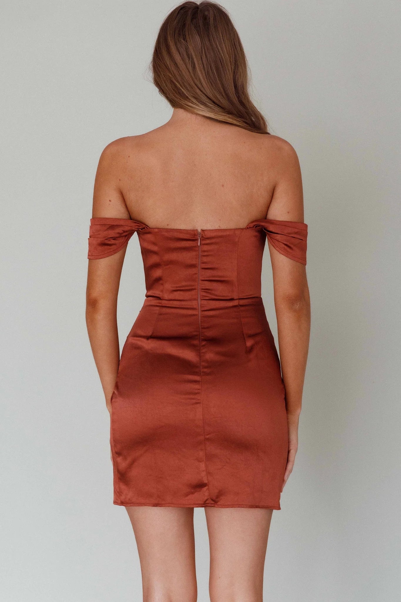 Classic mini chest with bone exposed shoulder style, back with zipper Homecoming Dresses