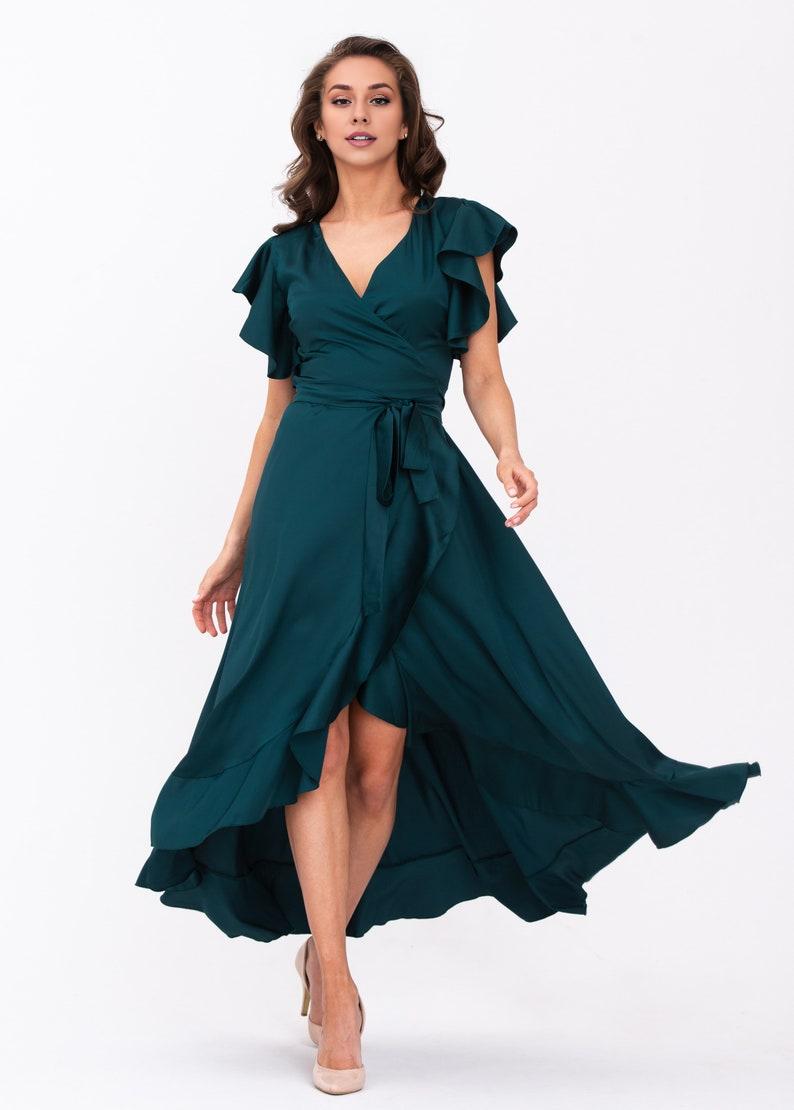 Dark Green V-neck Long Formal Bridesmaid Dress Suitable For Weddings