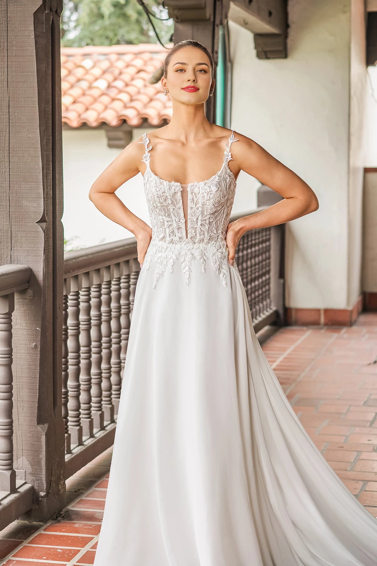 Deep V-neck off shoulder sleeveless lace applique thin shoulder strap backless and floor length wedding dress