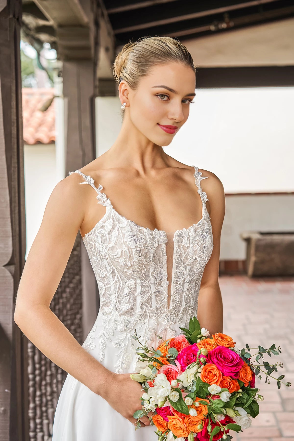 Deep V-neck off shoulder sleeveless lace applique thin shoulder strap backless and floor length wedding dress