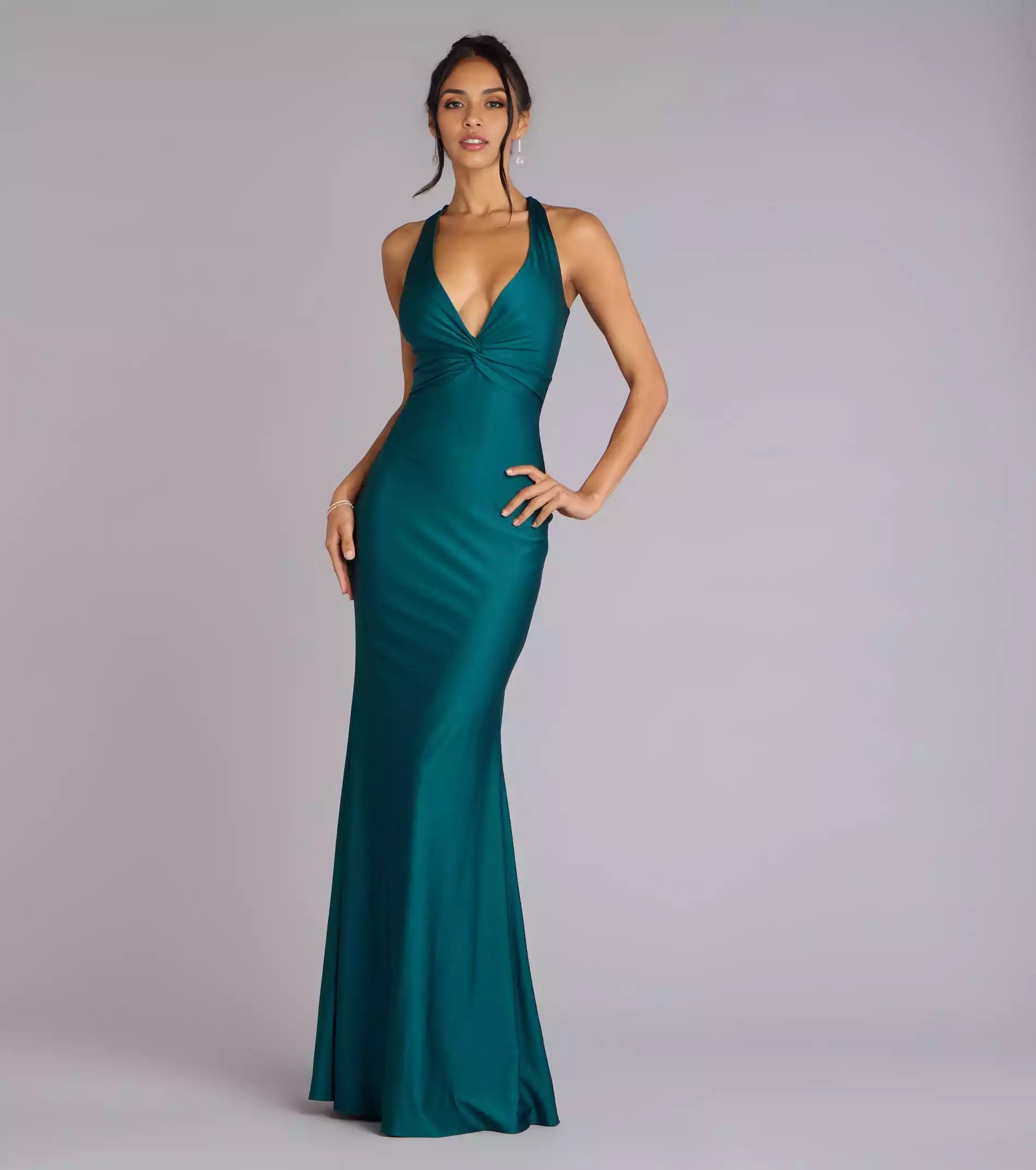 Enchanting smooth knitted fishtail skirt with backless bow, deep V-line outlining graceful figure Prom Dresses